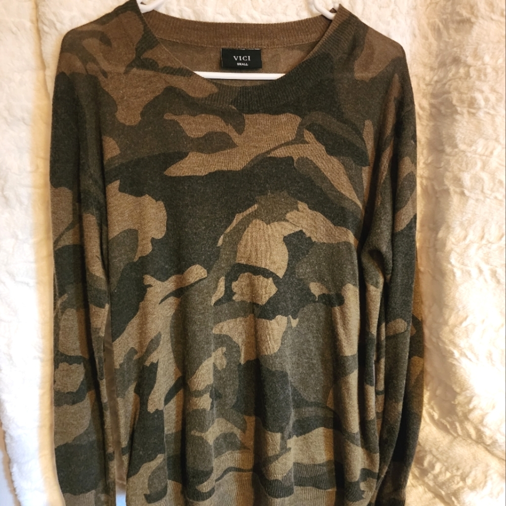Vici Camo Sweater